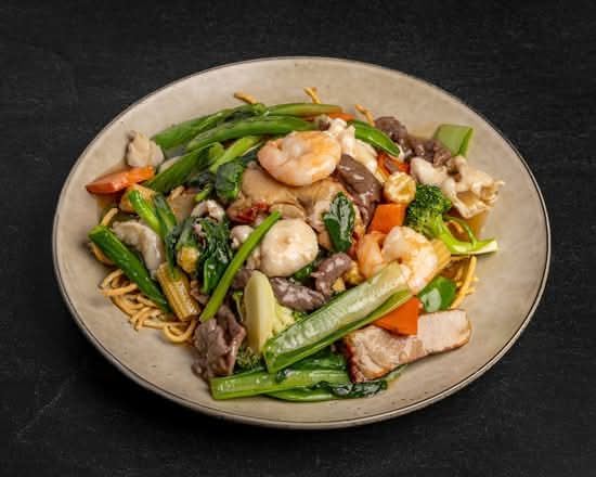 Combination Chow Mein 雜燴炒麵